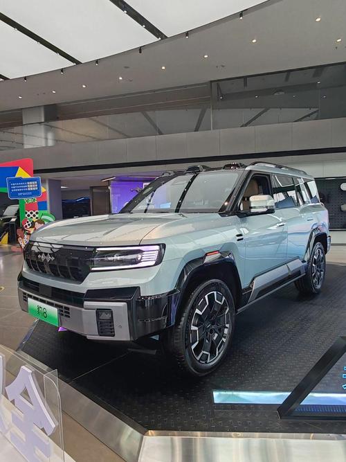 重庆188比亚迪方程豹硬派越野的爆款，英菲尼迪35周年与你共成长